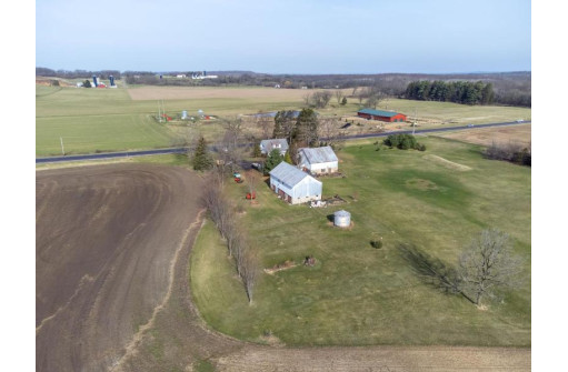 S4090 County Road A, Baraboo, WI 53913