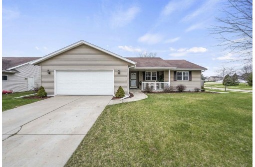 195 S 6th St, Evansville, WI 53536