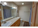 1072 Stonehaven Dr 4, Sun Prairie, WI 53590