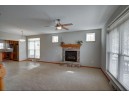 1072 Stonehaven Dr 4, Sun Prairie, WI 53590