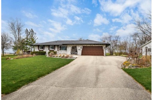 6699 Winding Way, DeForest, WI 53532