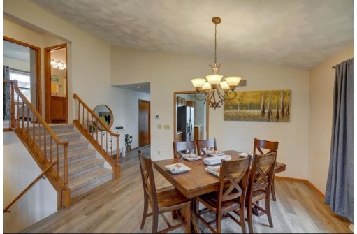 1746 Oconto Dr, Sun Prairie, WI 53590