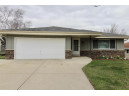 2010 Dixie Dr, Waukesha, WI 53189