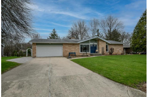 1811 Michigan Ave, Sun Prairie, WI 53590