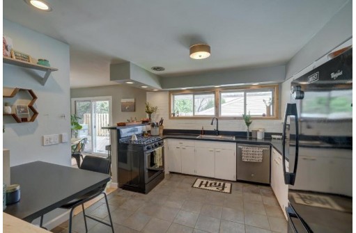 4630 Tokay Blvd, Madison, WI 53711