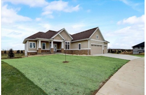 6237 Fountainhead Cir, DeForest, WI 53597