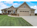 6237 Fountainhead Cir, DeForest, WI 53597