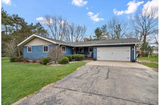 959 Gilrust Ave, Stoughton, WI 53589