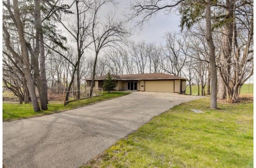 435 Mineral St, Mineral Point, WI 53565