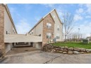 27 S Gardens Way, Fitchburg, WI 53711