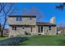 1305 Muirfield Ct, Middleton, WI 53562