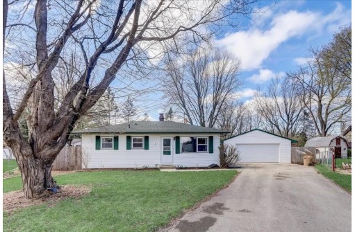 5 Judy Cir, Madison, WI 53704