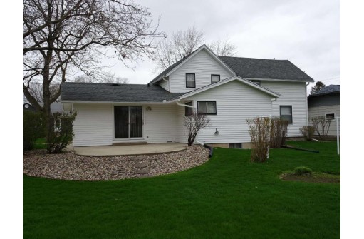 312 S Vine St, Belleville, WI 53508