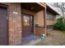 7017 Cardinal Dr, Middleton, WI 53562