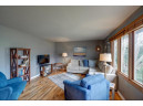 7017 Cardinal Dr, Middleton, WI 53562