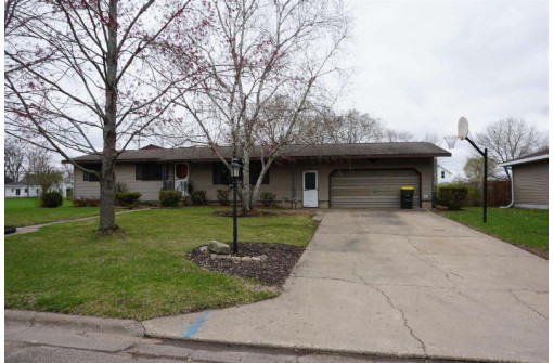 203 N Dousman St, Prairie Du Chien, WI 53821