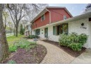 1106 Chapel Hill Rd, Madison, WI 53711