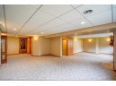 1294 Broadway Dr, Sun Prairie, WI 53590