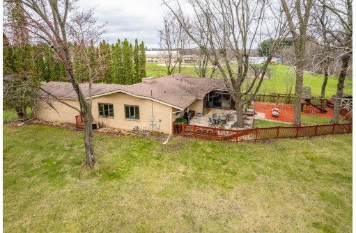 1109 Riverview Rd, Reedsburg, WI 53959