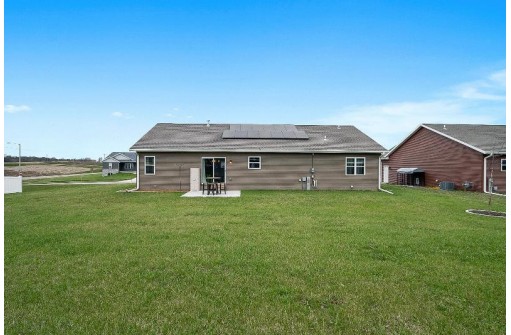 1410 21st St, Baraboo, WI 53913