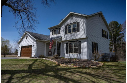 W6190 Fairway Ln, Mauston, WI 53948