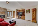 1604 Shenandoah Dr, Waunakee, WI 53597