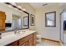 1604 Shenandoah Dr, Waunakee, WI 53597