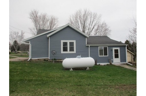 401 Furnace St, La Valle, WI 53941