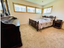 719 Mildred Ct, Lake Mills, WI 53551-1052