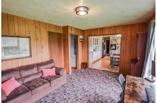 W874 Sunnyside Rd, Green Lake, WI 54941