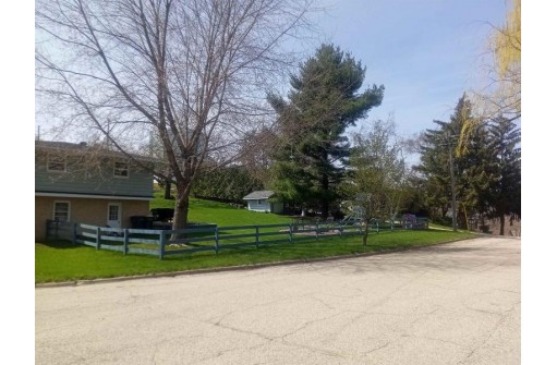 800 Messmer St, Fort Atkinson, WI 53538