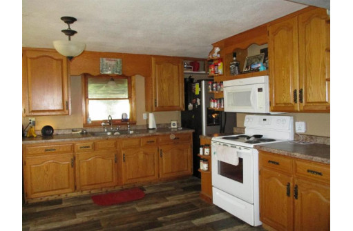 111 E Glen St, Prairie Du Chien, WI 53821-2223