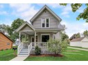 128 W Lake Park Pl, Lake Mills, WI 53551