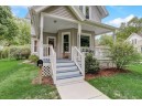 128 W Lake Park Pl, Lake Mills, WI 53551