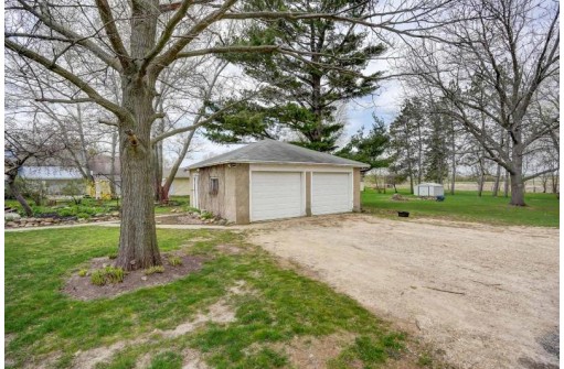 4700 County Road Dm, Morrisonville, WI 53571