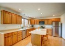 2774 Brooks Ridge Dr, Sun Prairie, WI 53590