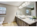 310 N Heatherstone Dr, Sun Prairie, WI 53590