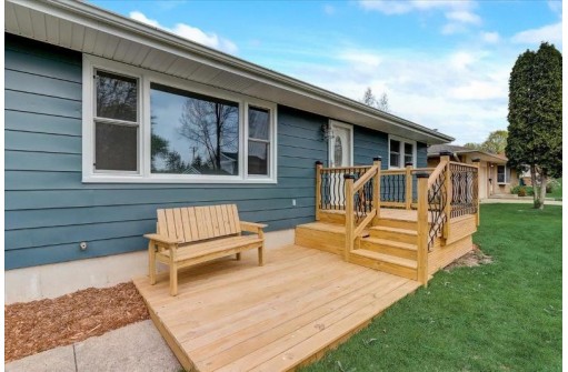 5022 Open Wood Way, Madison, WI 53714