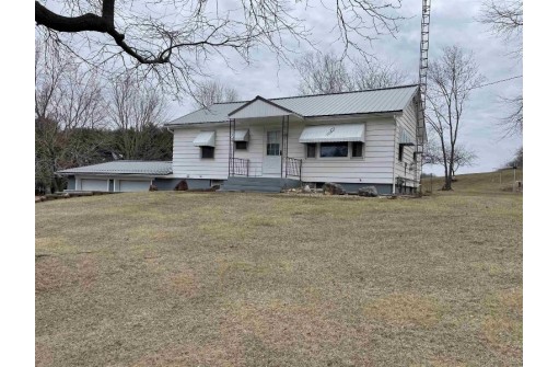 N5846 Dunning Rd, Pardeeville, WI 53954
