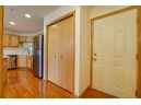 3902 Maple Grove Dr 14, Madison, WI 53719