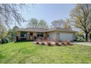 176 Hillcrest Cir, Sun Prairie, WI 53590