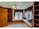 647 Taylor Ln, Stoughton, WI 53589