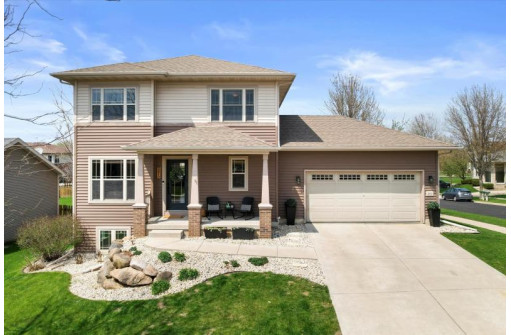 2610 Koshkonong Way, Sun Prairie, WI 53590