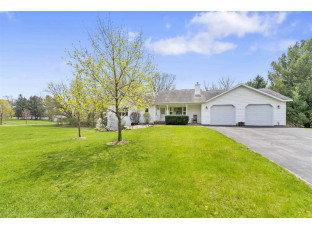 W5101 Cowgill Rd Rio, WI 53960