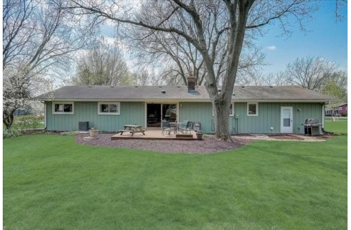 3736 Elna Rd, Madison, WI 53718