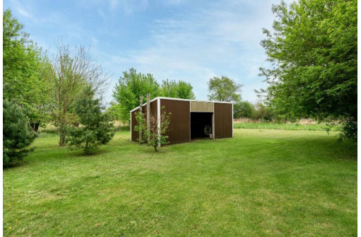 N8626 County Road W, Beaver Dam, WI 53916