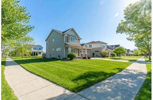 7234 Arctic Fox Dr, Madison, WI 53719