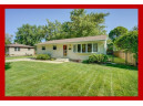 404 Douglas Tr, Madison, WI 53716