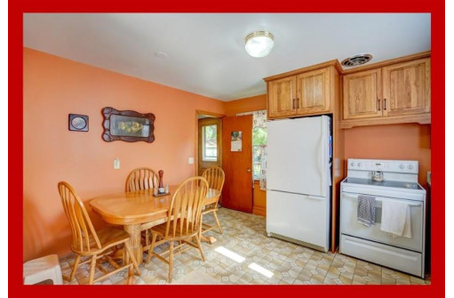 404 Douglas Tr, Madison, WI 53716