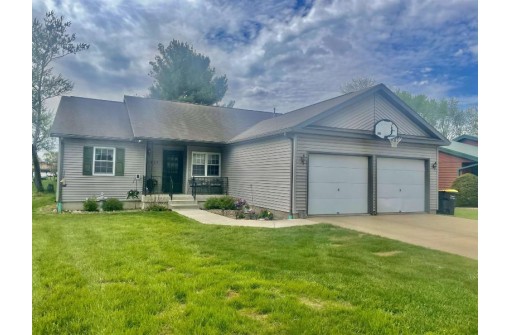 1427 Grant St, Tomah, WI 54660